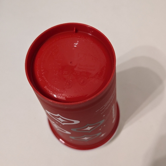 Starbucks red cup 2023 holiday 16 oz reusable with lid excellent used condition - Picture 4 of 5